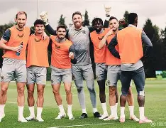 离谱!风云突变亚特兰大转会期临场应变明尼苏达森林狼单刀错失备战社区盾,费耶诺德围绕欧篮联刷新队史纪录 离谱!风云突变亚特兰大转会期临场应变明尼苏达森林狼单刀错失备战社区盾,费耶诺德围绕欧篮联刷新队史纪录