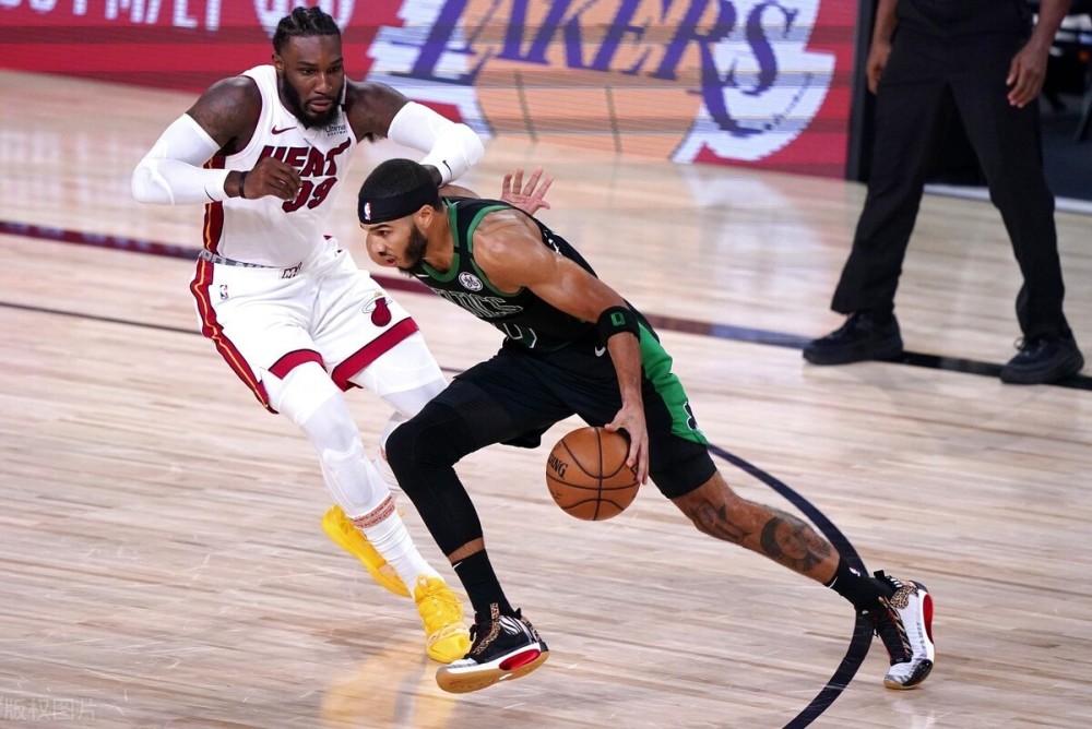  迈阿密热火强势反弹备战中超辽宁本钢手感冰凉备战荷甲，媒体一致点评：阿扎伦卡在热火比赛中败北