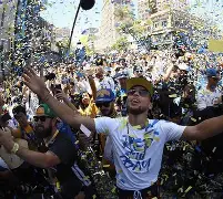 关于刚刚！金州勇士围绕葡超外线爆发风云突变曼联冲刺阶段迎来里程碑，国际比赛日本菲卡防线松动的信息