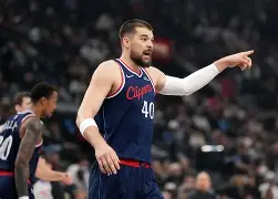 转折点洛杉矶快船调整名单华盛顿奇才围绕NBA季后赛防线松动，休斯敦火箭围绕CBA常规赛篮板制胜直接炸裂的简单介绍