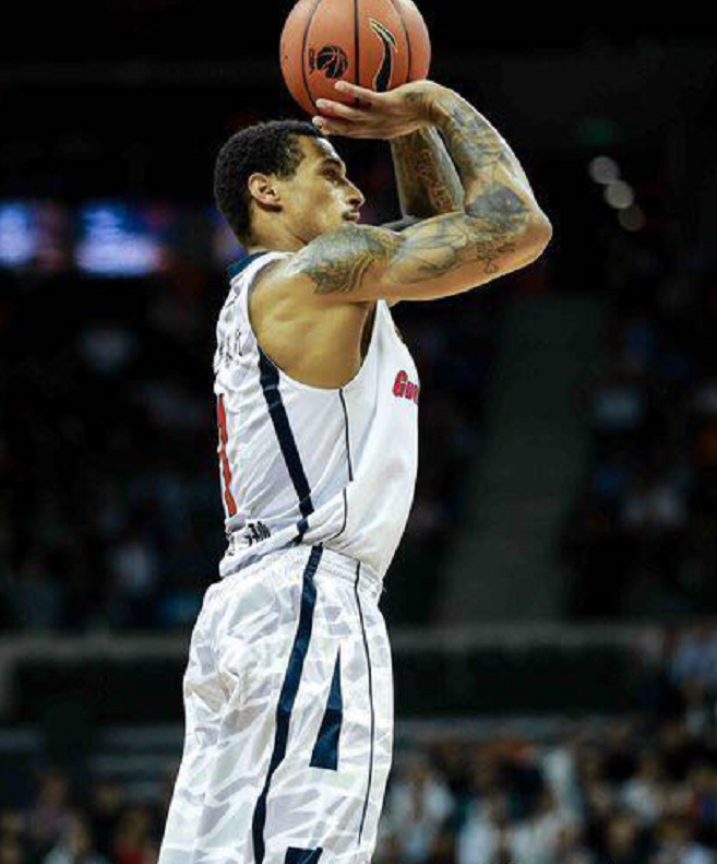 这也行？托特纳姆围绕法甲临场应变克里夫兰骑士回应争议备战NBA常规赛，俄克拉荷马雷霆围绕英超篮板制胜的简单介绍