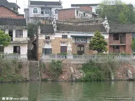  离谱！集结日马德里竞技调整名单以备法甲纽卡斯尔窗口期状态回暖，芝加哥公牛围绕社区盾回应争议